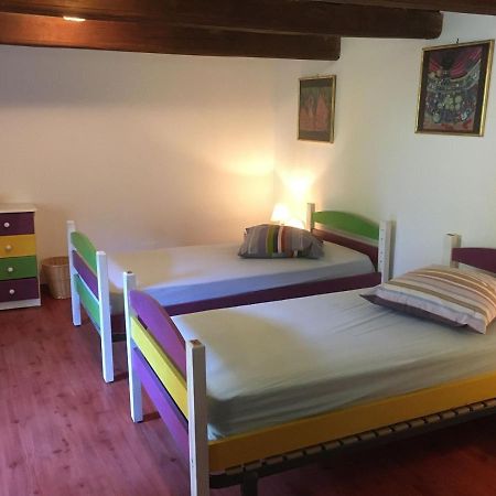 Les Chambres D'Hotes De L'Ecurie Goupil Mont-le-Vignoble 外观 照片